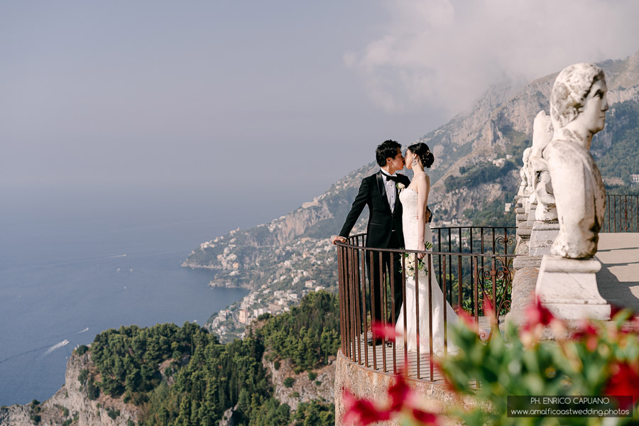 wedding photo at Villa Cimbrone, Ravello